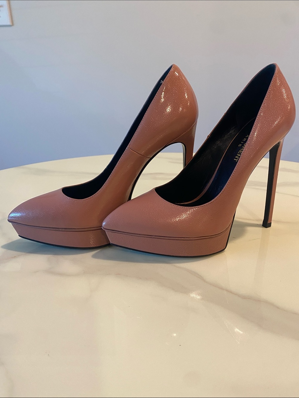 Saint Laurent Dusty Pink Leather Platform Pumps - Picture 4 of 9